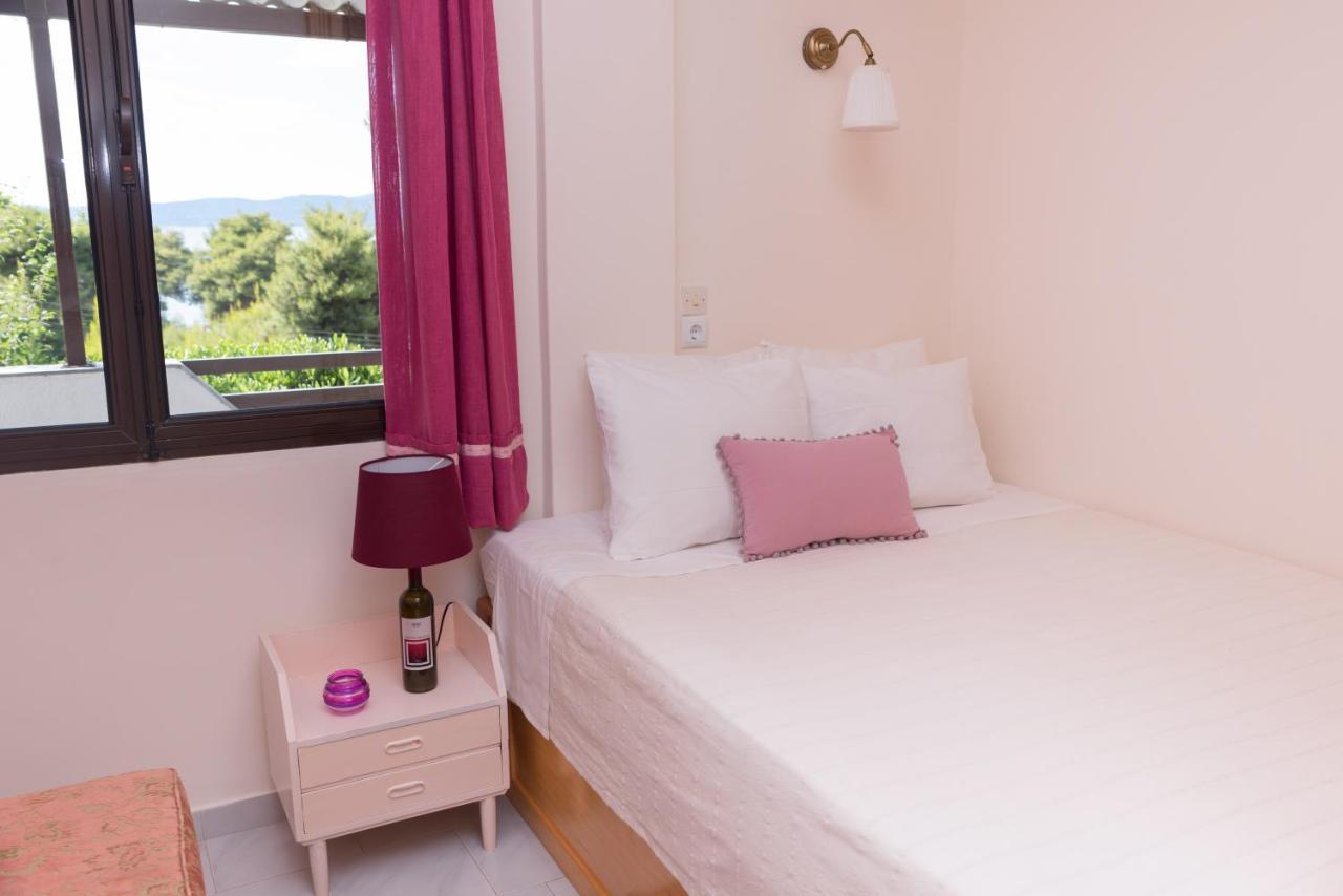 Iliochari Sea View Apartments Oropos - Kalamos Exterior foto