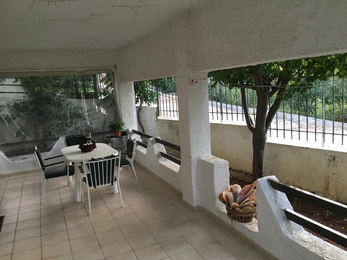 Iliochari Sea View Apartments Oropos - Kalamos Exterior foto