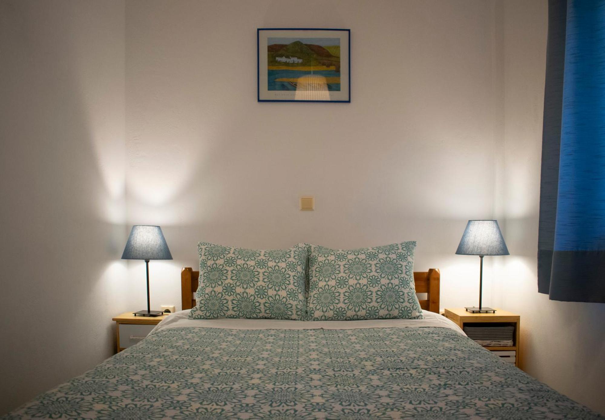 Iliochari Sea View Apartments Oropos - Kalamos Exterior foto
