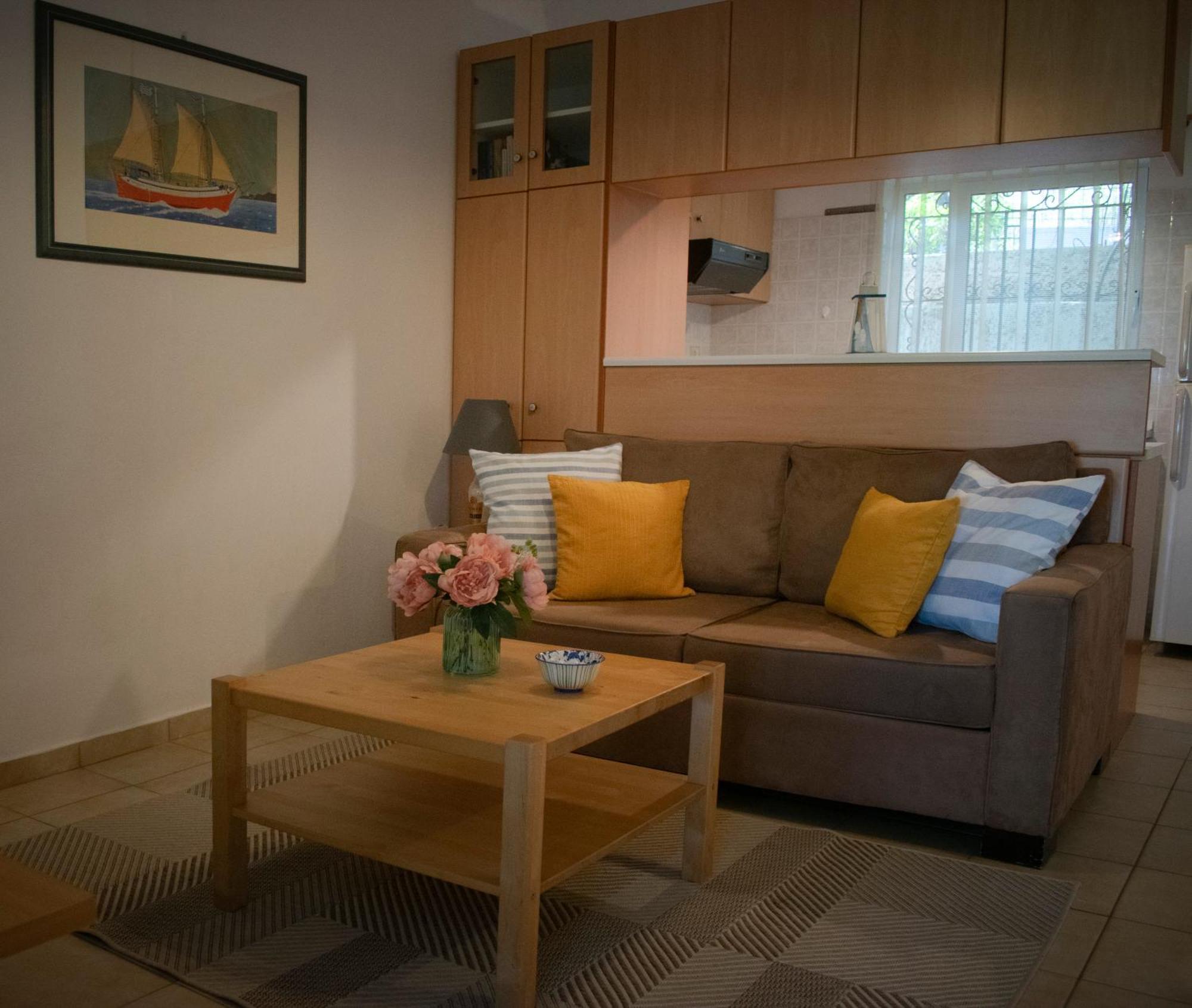 Iliochari Sea View Apartments Oropos - Kalamos Exterior foto